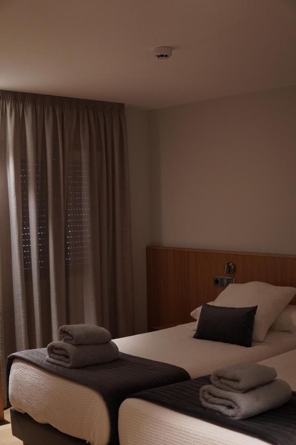 Hostal Restaurante Ibaisek Zudaire エクステリア 写真